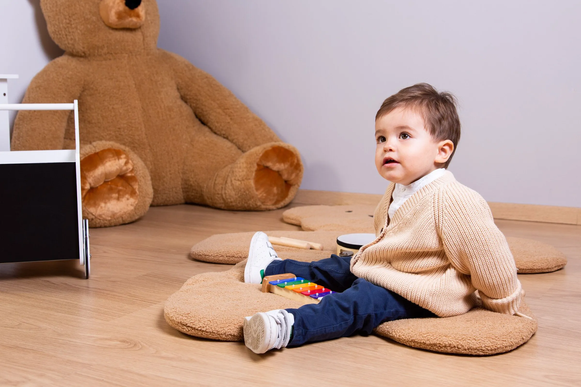 Childhome Jouets-Ensemble de 8 instruments de musique + organisateur